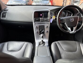 Used Volvo XC60 2017 for sale - 78515272: Photo