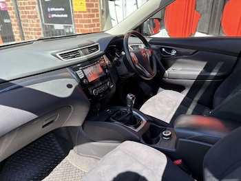 Used Nissan X-Trail 2016 for sale - 78726318: Photo