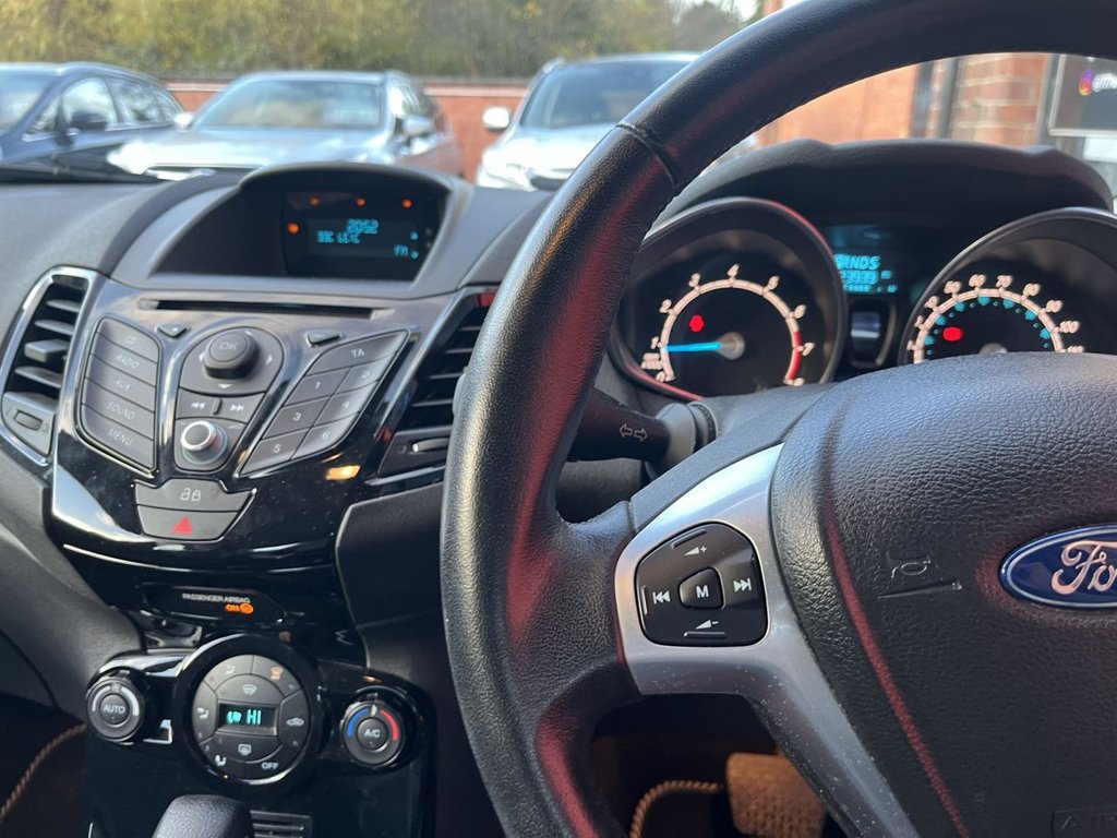 Used Ford Fiesta 2013 for sale - 76632450: Photo 27