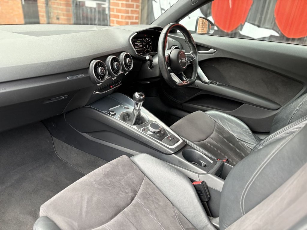 Used Audi TT 2015 for sale - 76848186: Photo 4