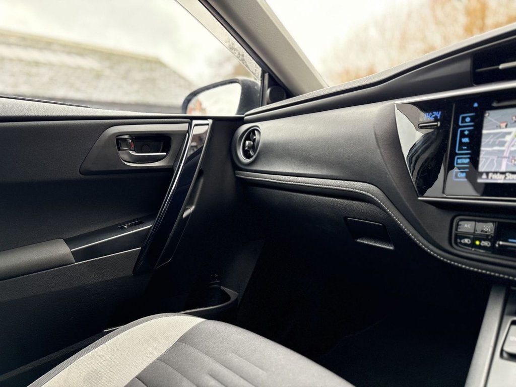 Used Toyota Auris 2015 for sale - 77621766: Photo 30