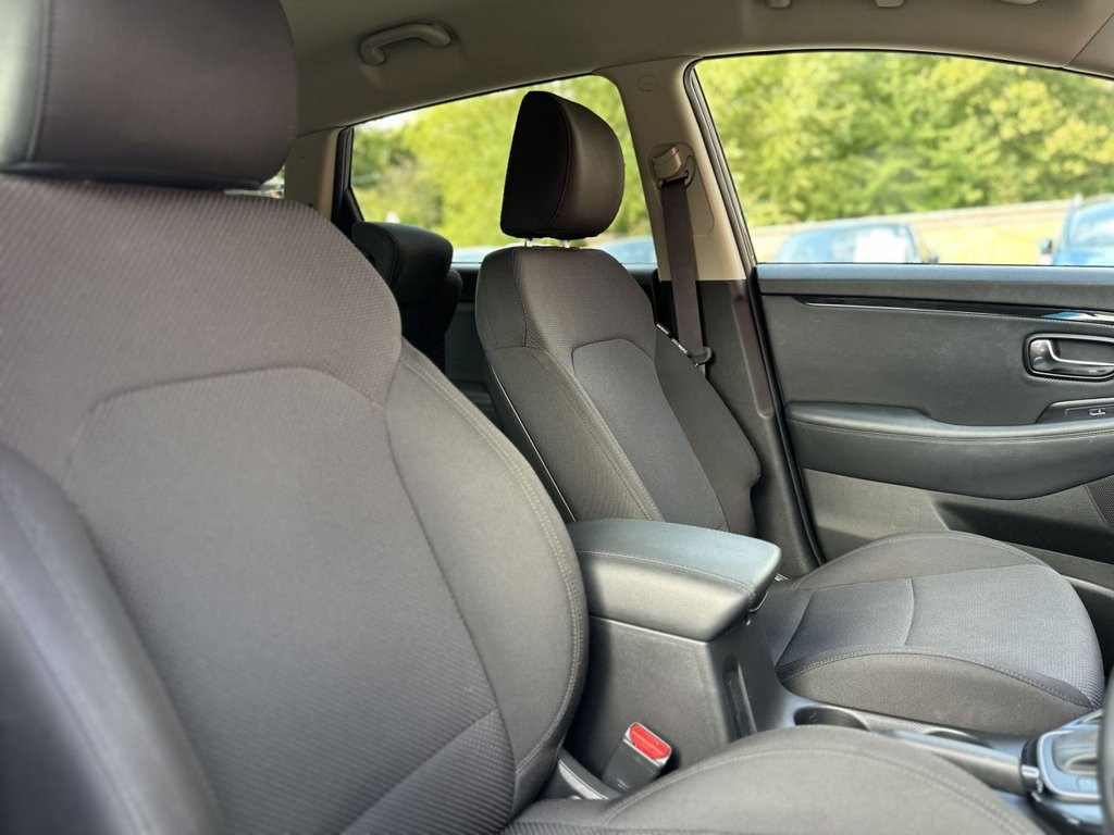 Used Kia Carens 2014 for sale - 76029188: Photo 26