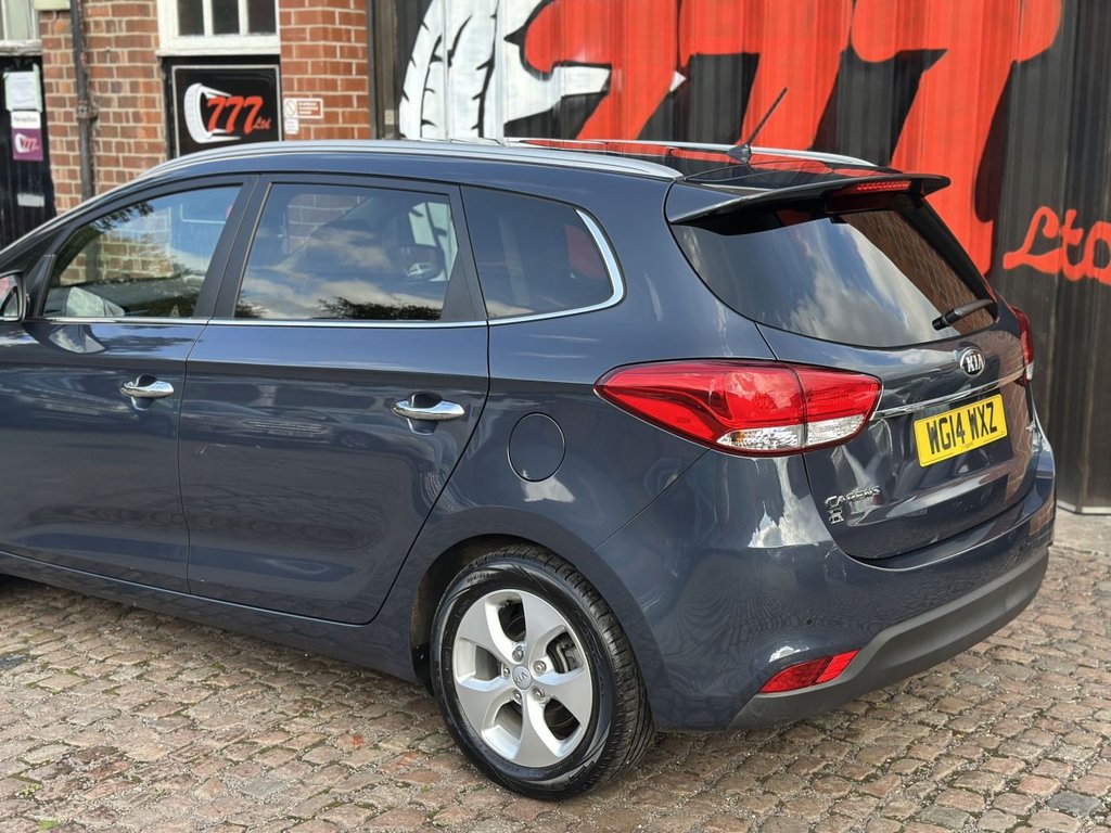 Used Kia Carens 2014 for sale - 76029188: Photo 29