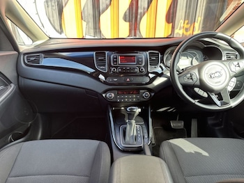 Used Kia Carens 2014 for sale - 76029188: Photo 4