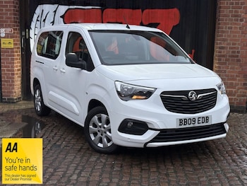 Used Vauxhall Combo Life 2020 for sale - 77250275: Photo