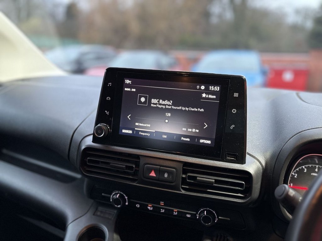 Used Vauxhall Combo Life 2020 for sale - 77250275: Photo 28