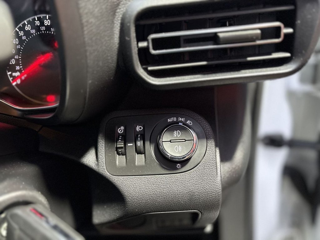 Used Vauxhall Combo Life 2020 for sale - 77250275: Photo 30