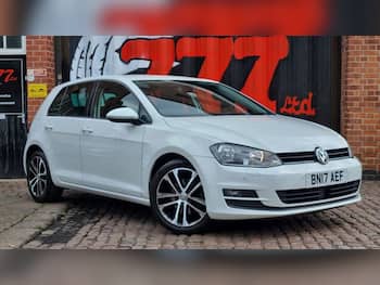 Used Volkswagen Golf 2017 for sale - 79709326: Photo