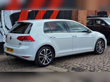 Used Volkswagen Golf 2017 for sale - 79709326: Photo