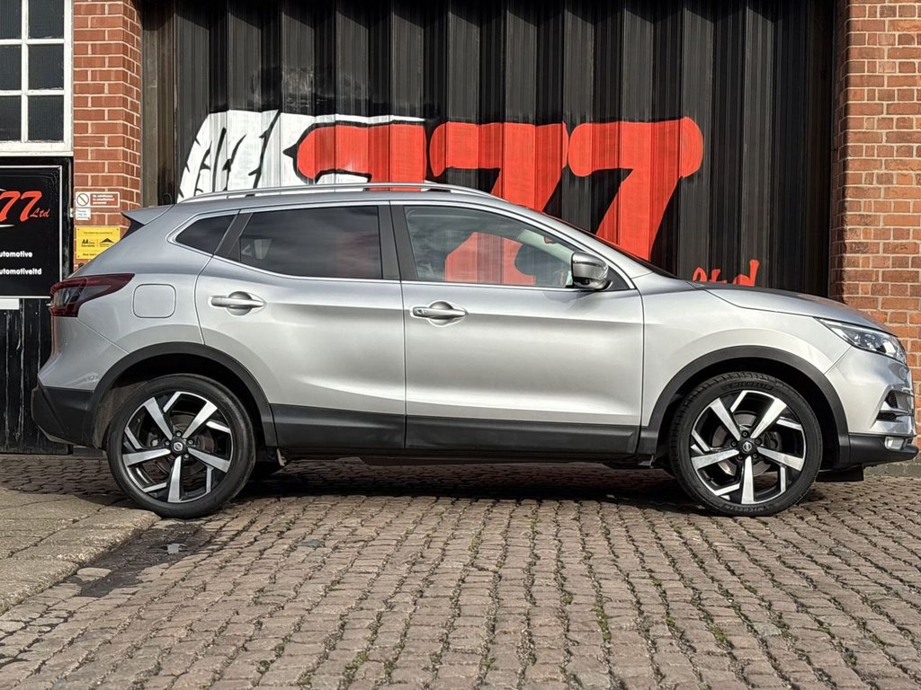 Used Nissan Qashqai 2021 for sale - 77667487: Photo 2