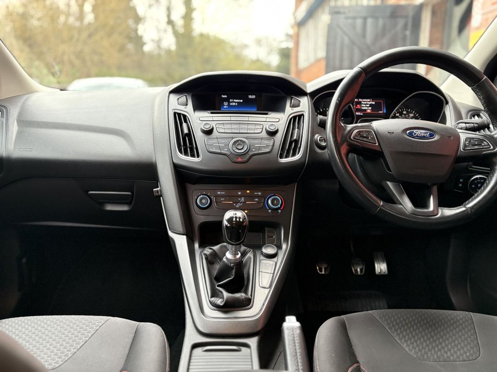 Used Ford Focus 2015 for sale - 78096968: Photo 4