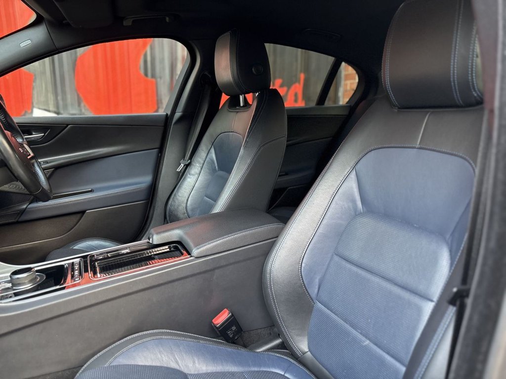Used Jaguar XE 2018 for sale - 76909918: Photo 25