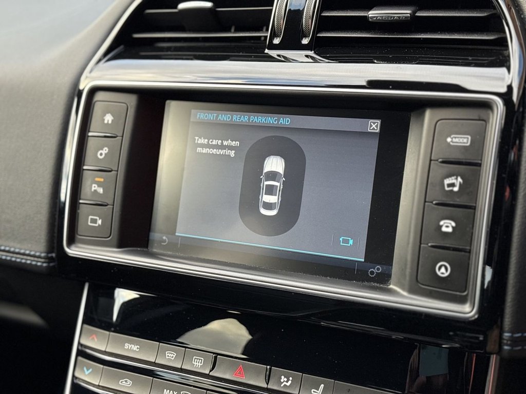 Used Jaguar XE 2018 for sale - 76909918: Photo 31