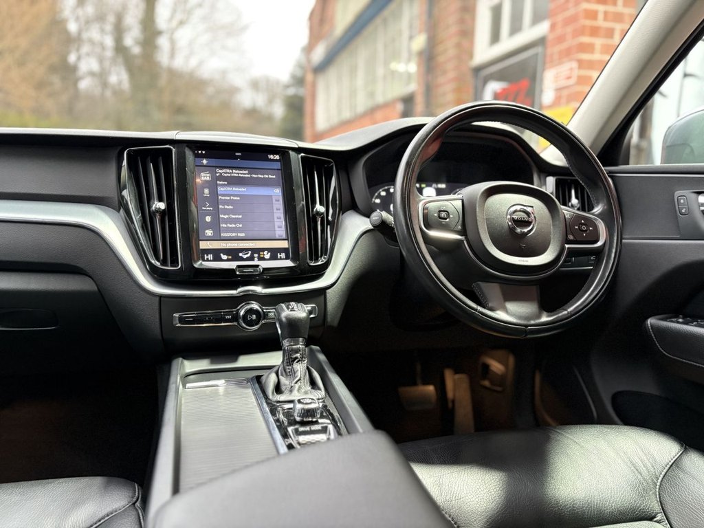 Used Volvo XC60 2017 for sale - 77594502: Photo 5