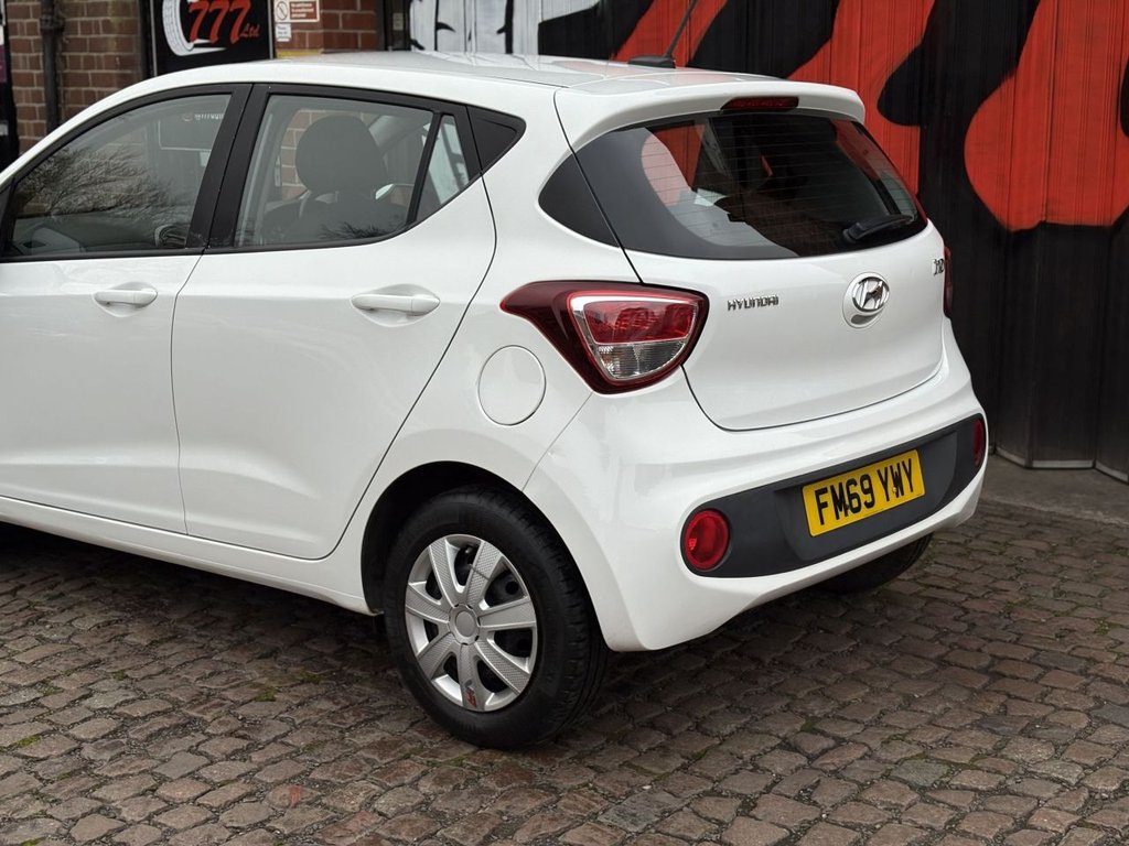 Used Hyundai i10 2019 for sale - 77806680: Photo 18