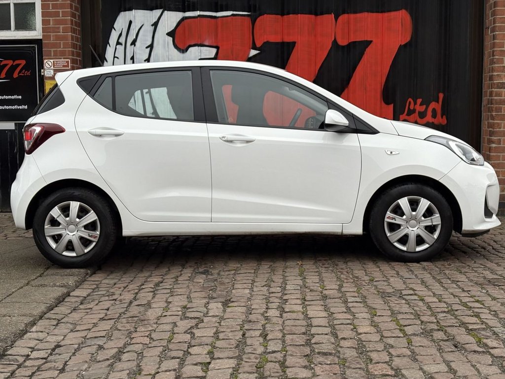 Used Hyundai i10 2019 for sale - 77806680: Photo 2