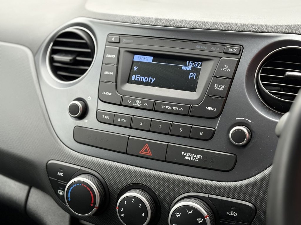 Used Hyundai i10 2019 for sale - 77806680: Photo 26