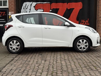 Used Hyundai i10 2019 for sale - 77806680: Photo