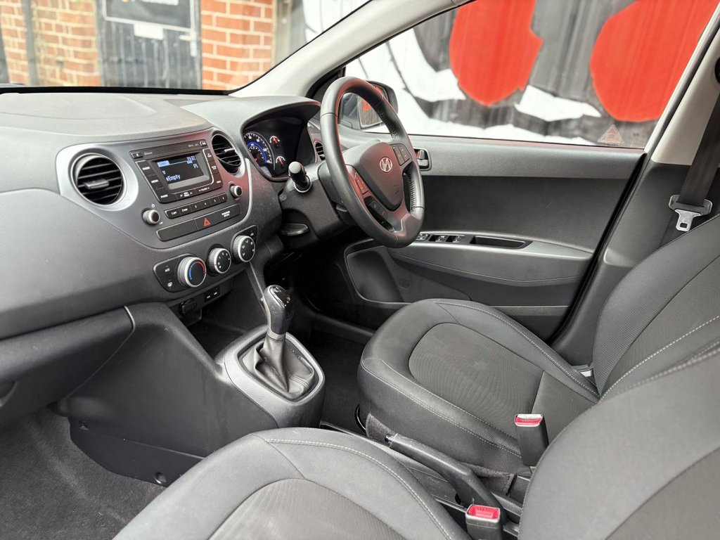 Used Hyundai i10 2019 for sale - 77806680: Photo 4