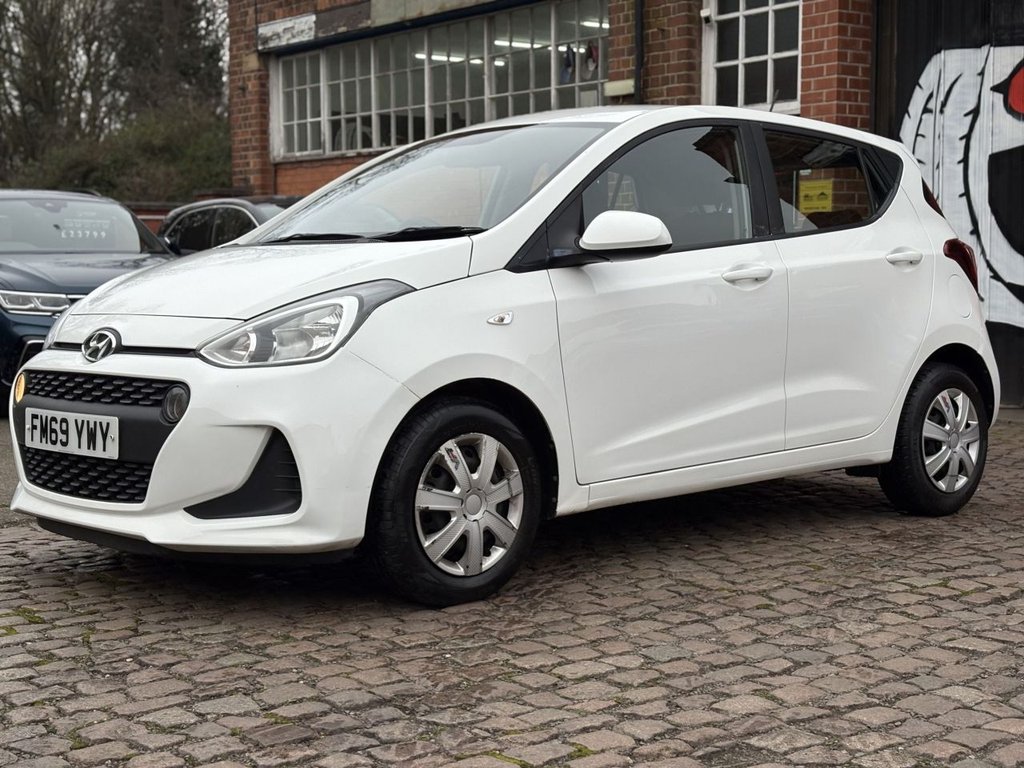 Used Hyundai i10 2019 for sale - 77806680: Photo 9