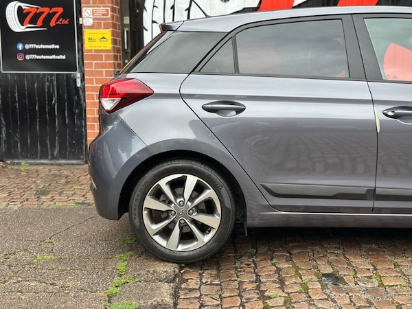 Used Hyundai i20 2016 for sale - 75473607: Photo 13