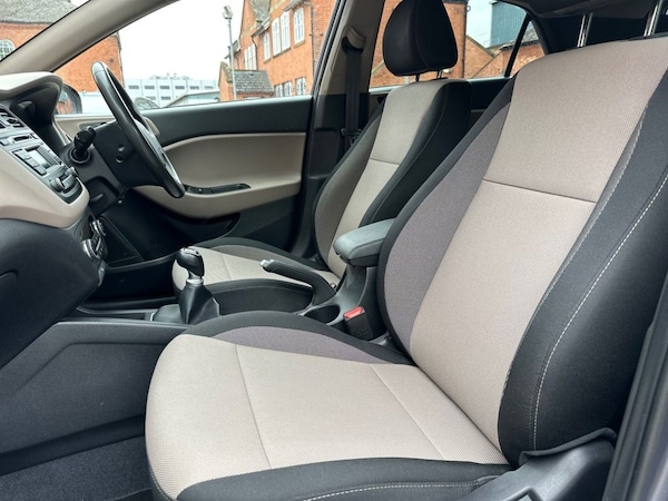 Used Hyundai i20 2016 for sale - 75473607: Photo 23
