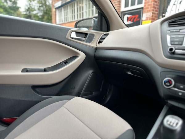 Used Hyundai i20 2016 for sale - 75473607: Photo 27