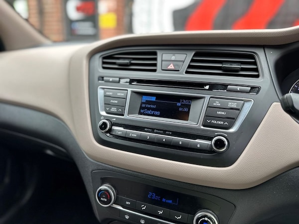 Used Hyundai i20 2016 for sale - 75473607: Photo 28