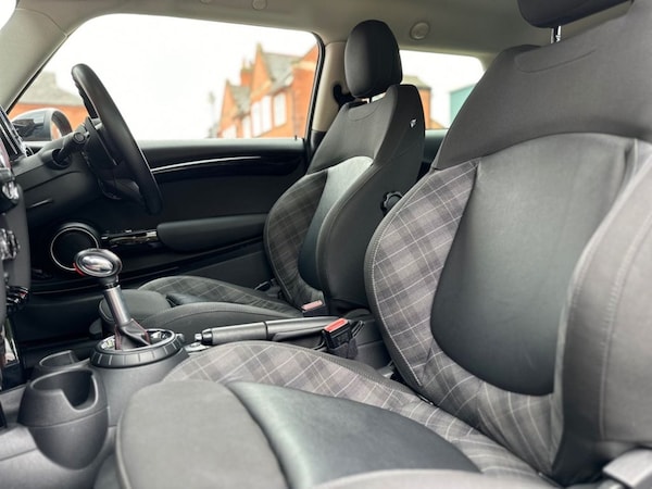 Used MINI Hatch 2015 for sale - 75149348: Photo 5
