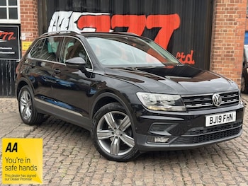 Volkswagen - Tiguan