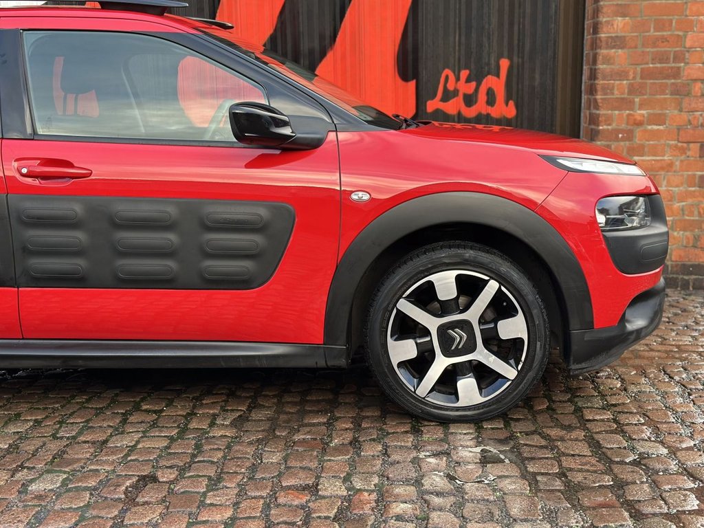 Used Citroen C4 Cactus 2015 for sale - 76367820: Photo 13