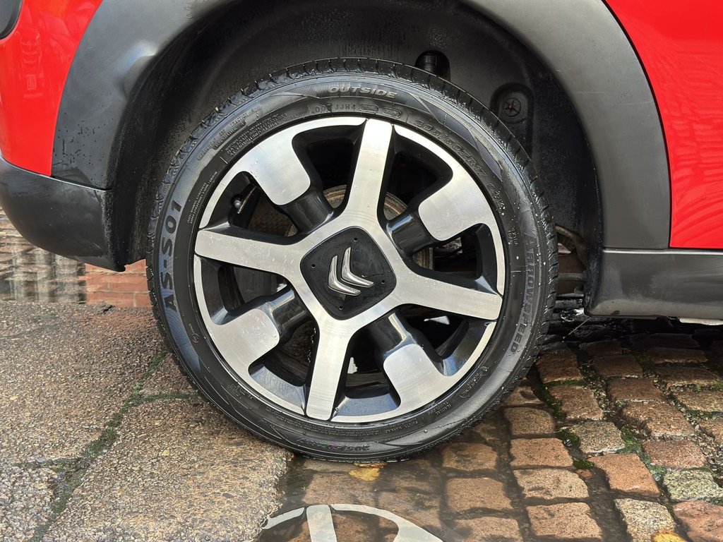 Used Citroen C4 Cactus 2015 for sale - 76367820: Photo 8