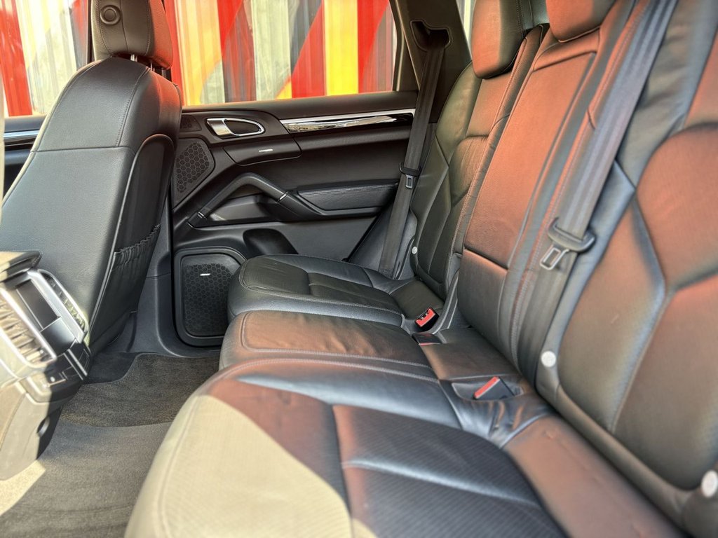 Used Porsche Cayenne 2011 for sale - 77748605: Photo 28