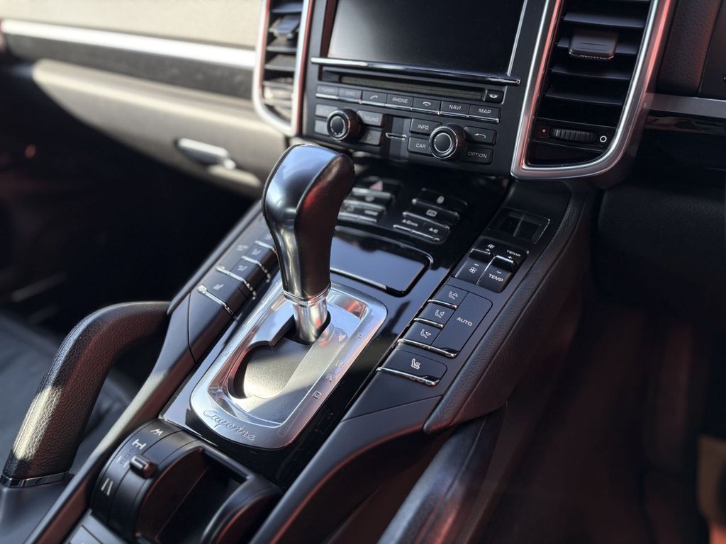 Used Porsche Cayenne 2011 for sale - 77748605: Photo 29