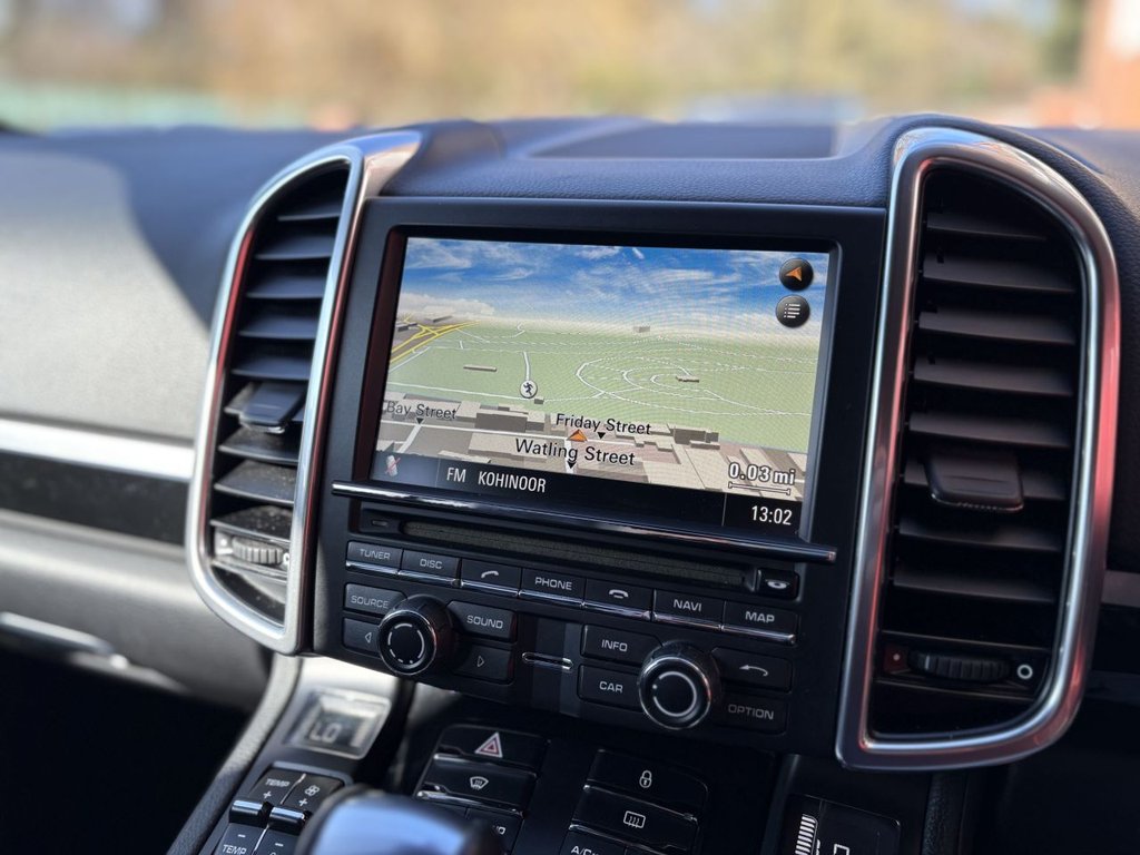 Used Porsche Cayenne 2011 for sale - 77748605: Photo 33