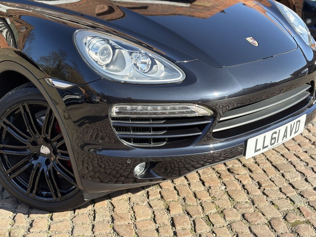 Used Porsche Cayenne 2011 for sale - 77748605: Photo 6