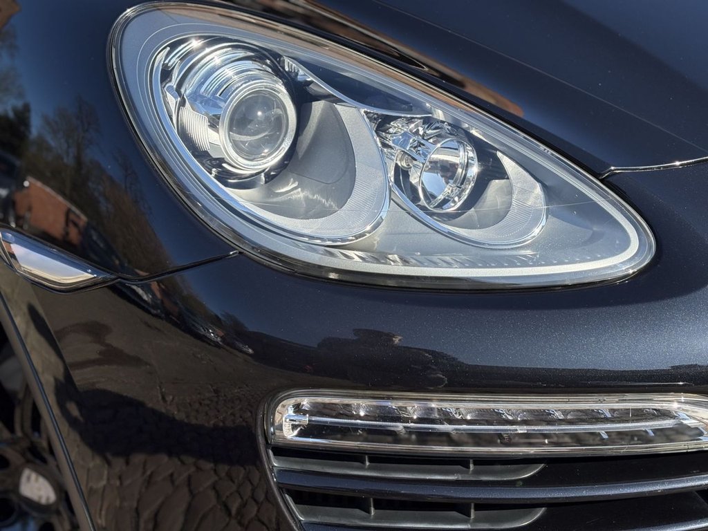 Used Porsche Cayenne 2011 for sale - 77748605: Photo 7
