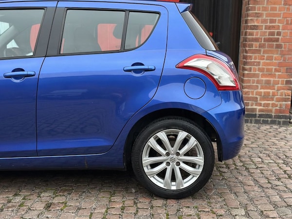Used Suzuki Swift 2015 for sale - 76261314: Photo 24