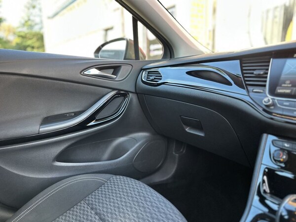 Used Vauxhall Astra 2017 for sale - 76163348: Photo 30