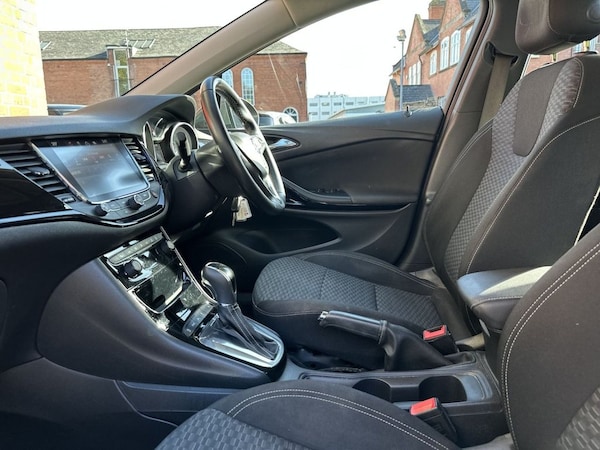 Used Vauxhall Astra 2017 for sale - 76163348: Photo 5
