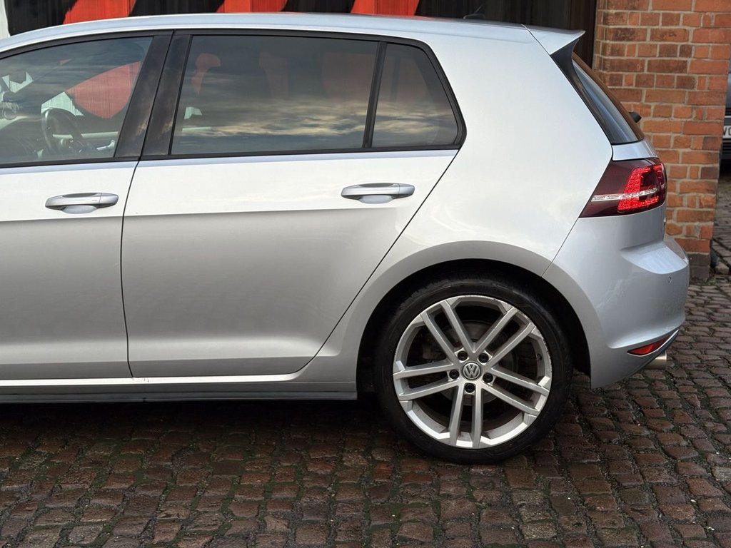 Used Volkswagen Golf 2015 for sale - 76848214: Photo 19