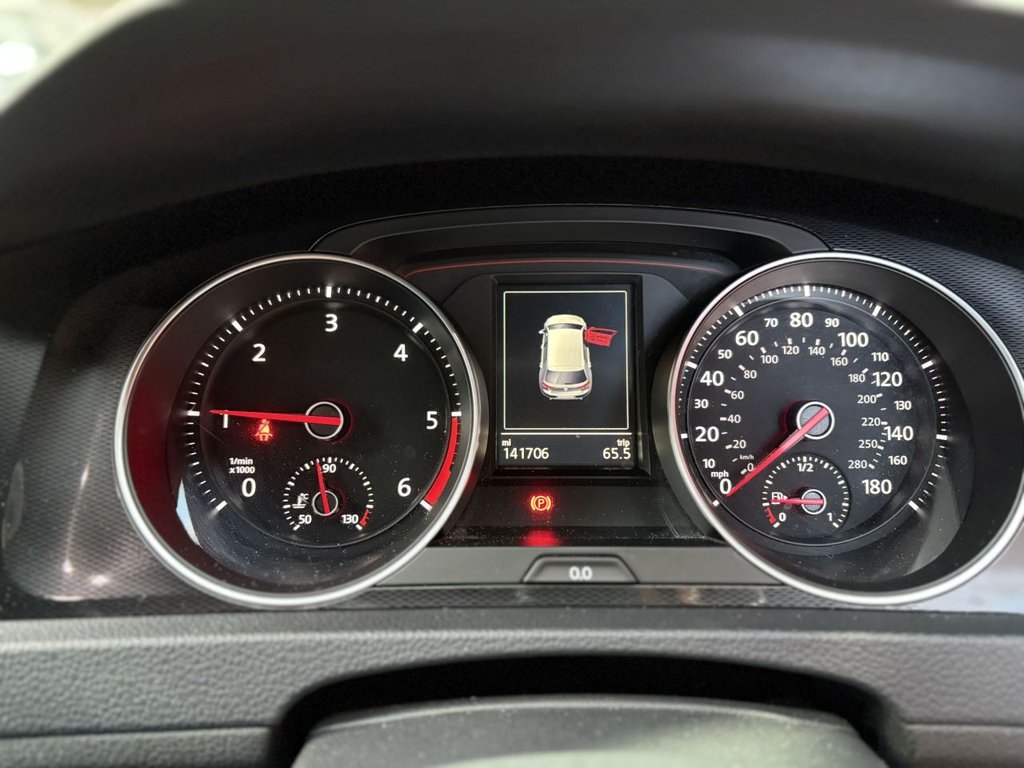 Used Volkswagen Golf 2015 for sale - 76848214: Photo 20