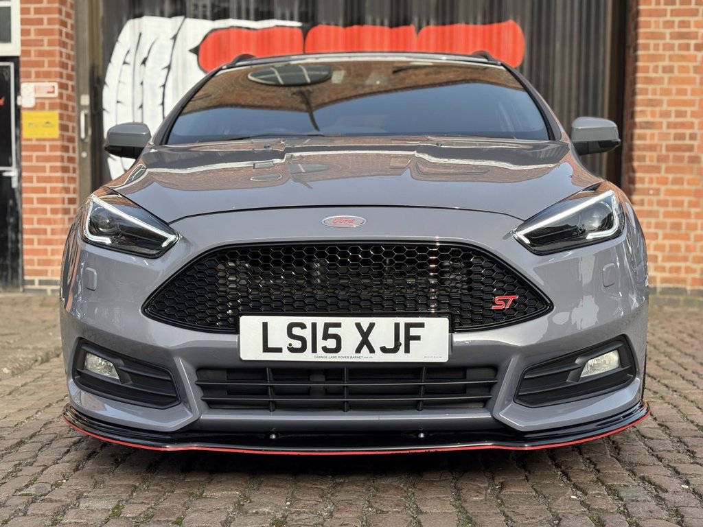 Used Ford Focus 2015 for sale - 77765649: Photo 3