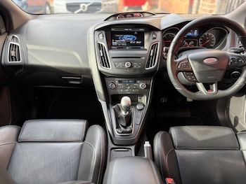 Used Ford Focus 2015 for sale - 77765649: Photo