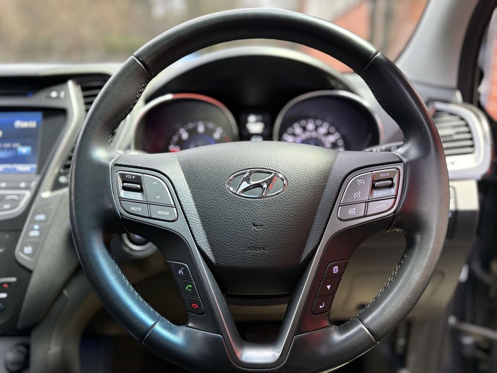 Used Hyundai Santa Fe 2013 for sale - 77356701: Photo 32