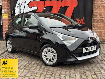 2022 (71) - 1.0 VVT-i X-Play TSS 5dr