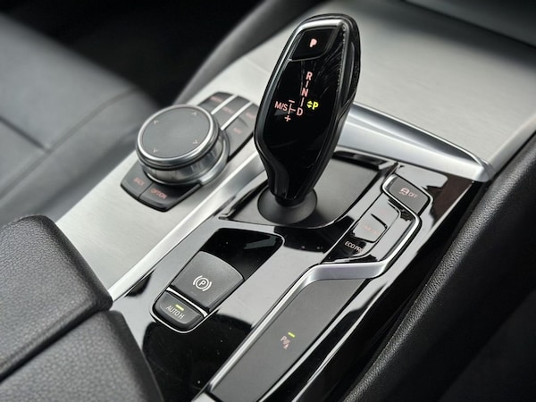 Used BMW 5 Series 2017 for sale - 76261318: Photo 30