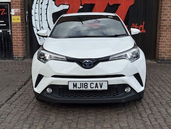 Used Toyota C-HR 2018 for sale - 78401862: Photo