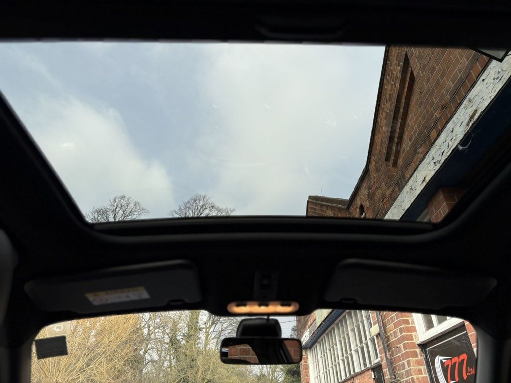 Used Nissan Juke 2014 for sale - 77990827: Photo 28