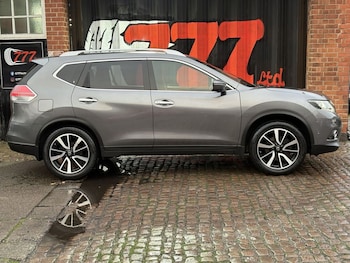 Used Nissan X-Trail 2015 for sale - 76559385: Photo